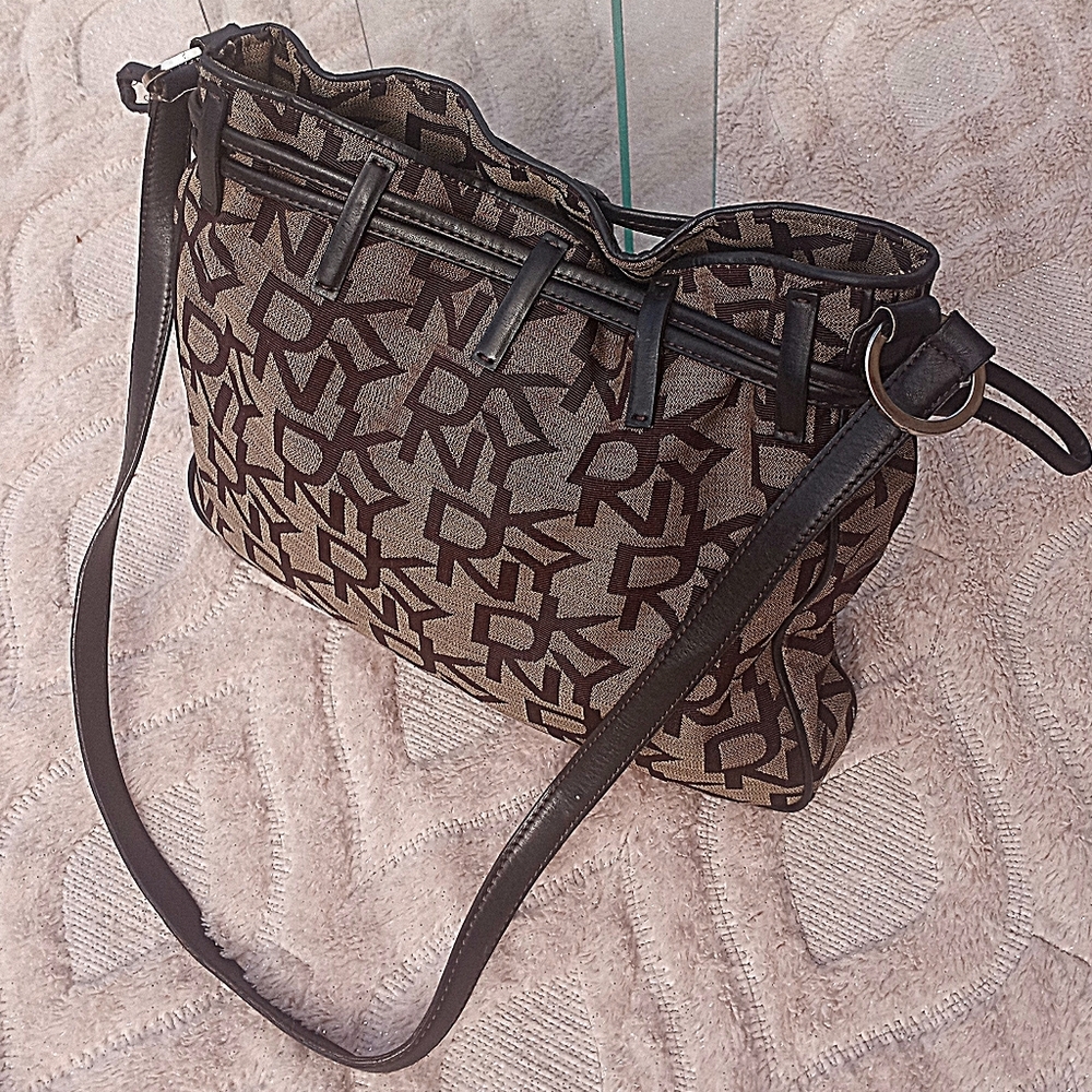 DKNY Monogram Print Brown Crossbody Shoulder Purse - Picture 3 of 12